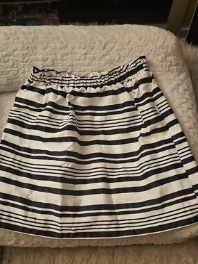 HYPR Black & White Striped Mini Skirt Paperbag Waist Size Small S
